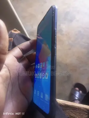 Tecno Spark 8C 64 GB Blue
