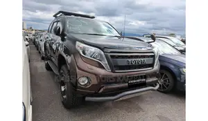 Toyota Land Cruiser 2012 Brown