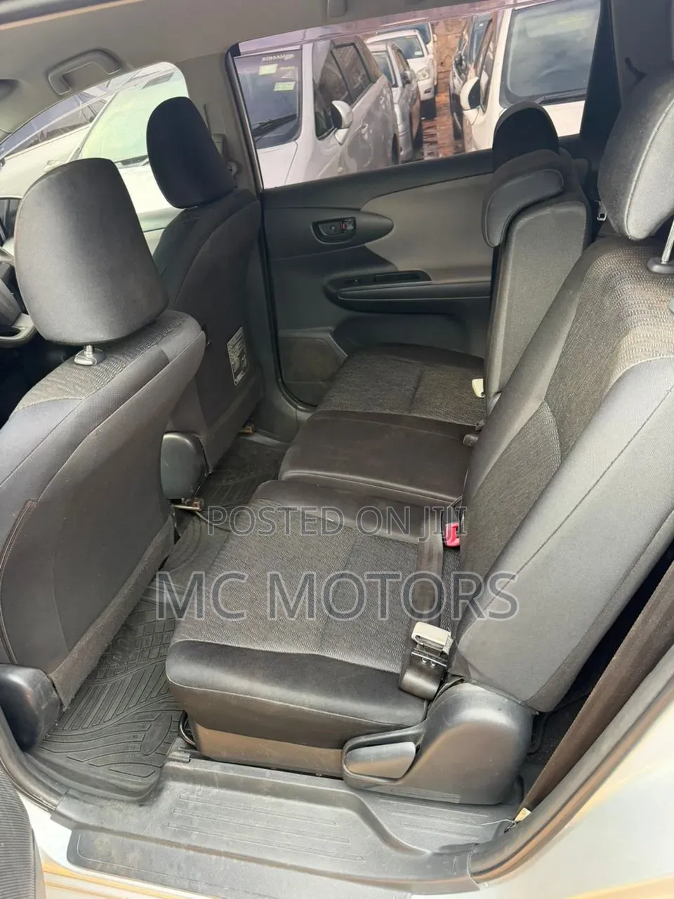 Toyota Wish 2010 Silver
