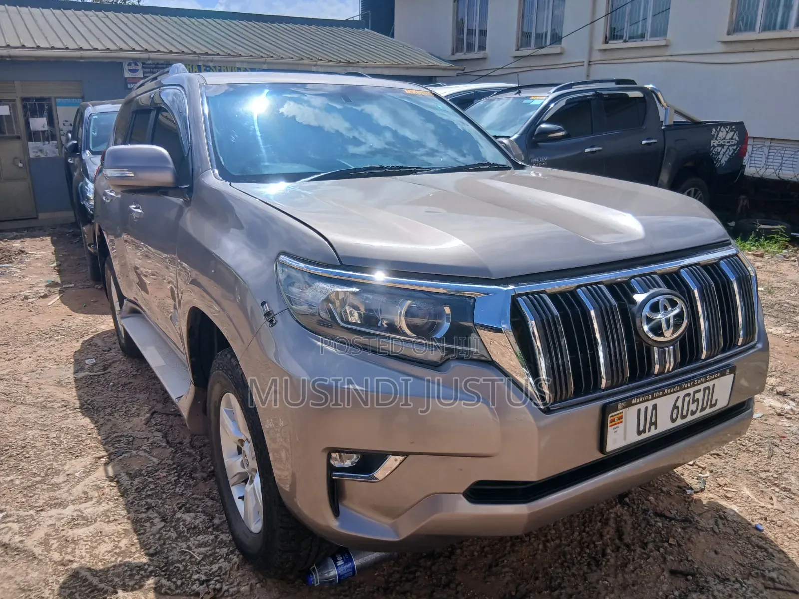 Toyota Land Cruiser Prado 2016 Gold