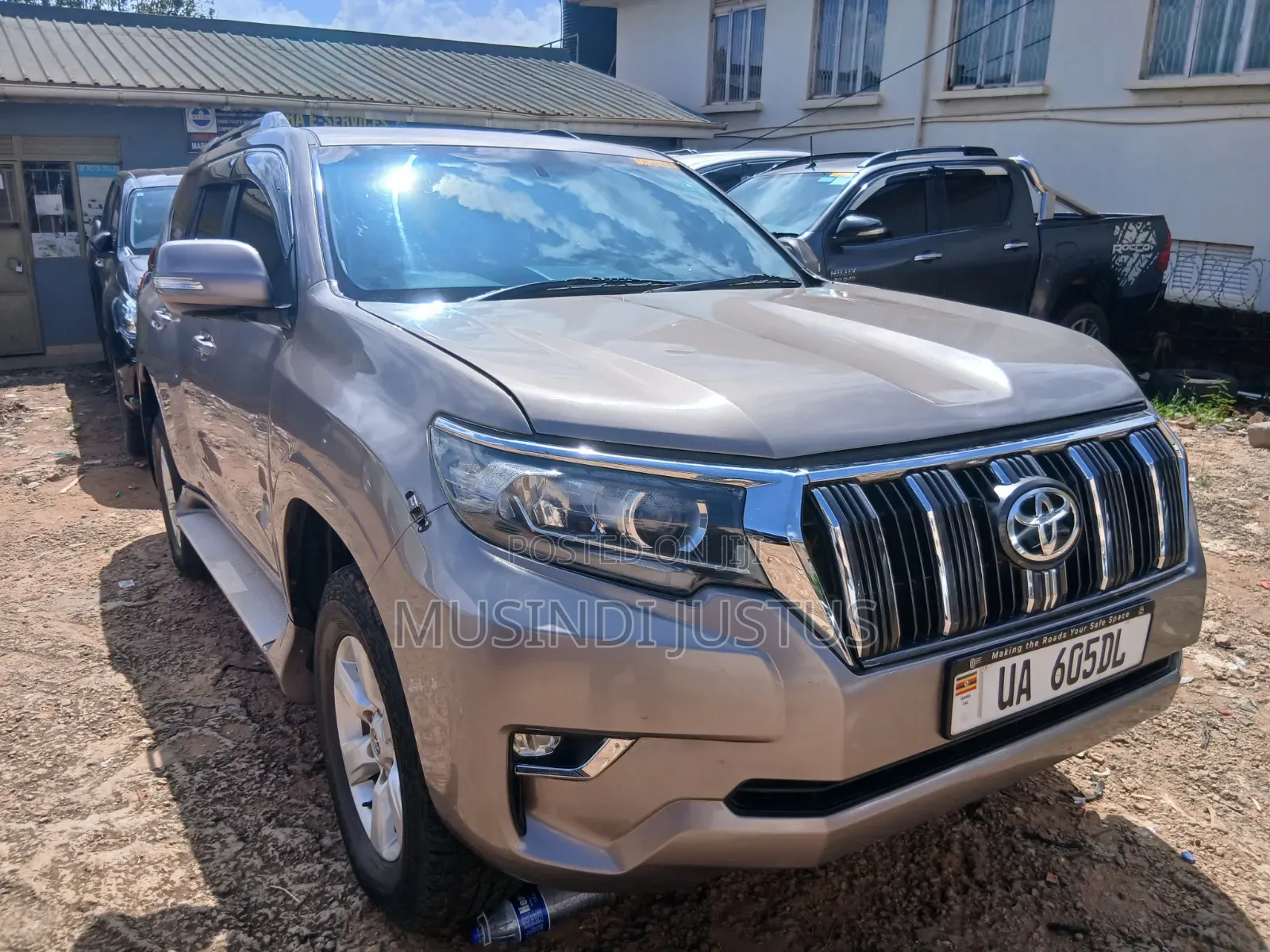 Toyota Land Cruiser Prado 2016 Gold