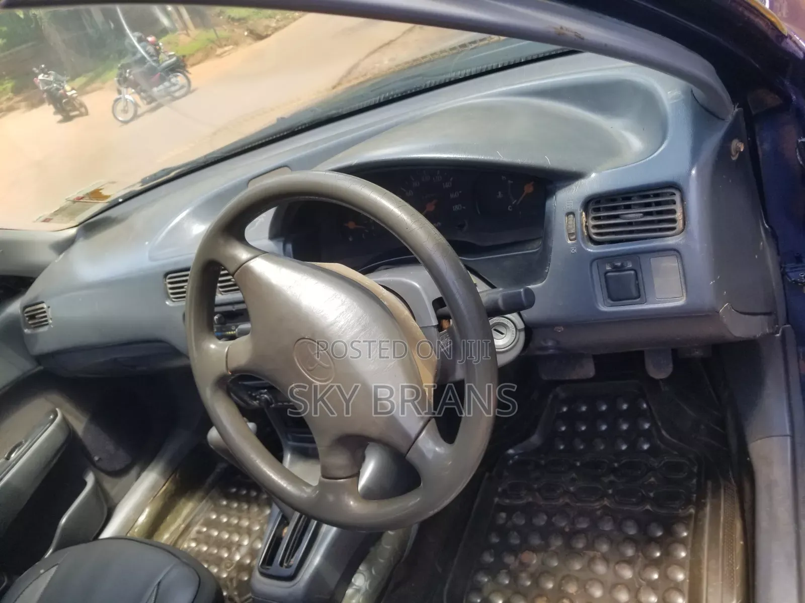 Toyota Corsa 2000 Blue