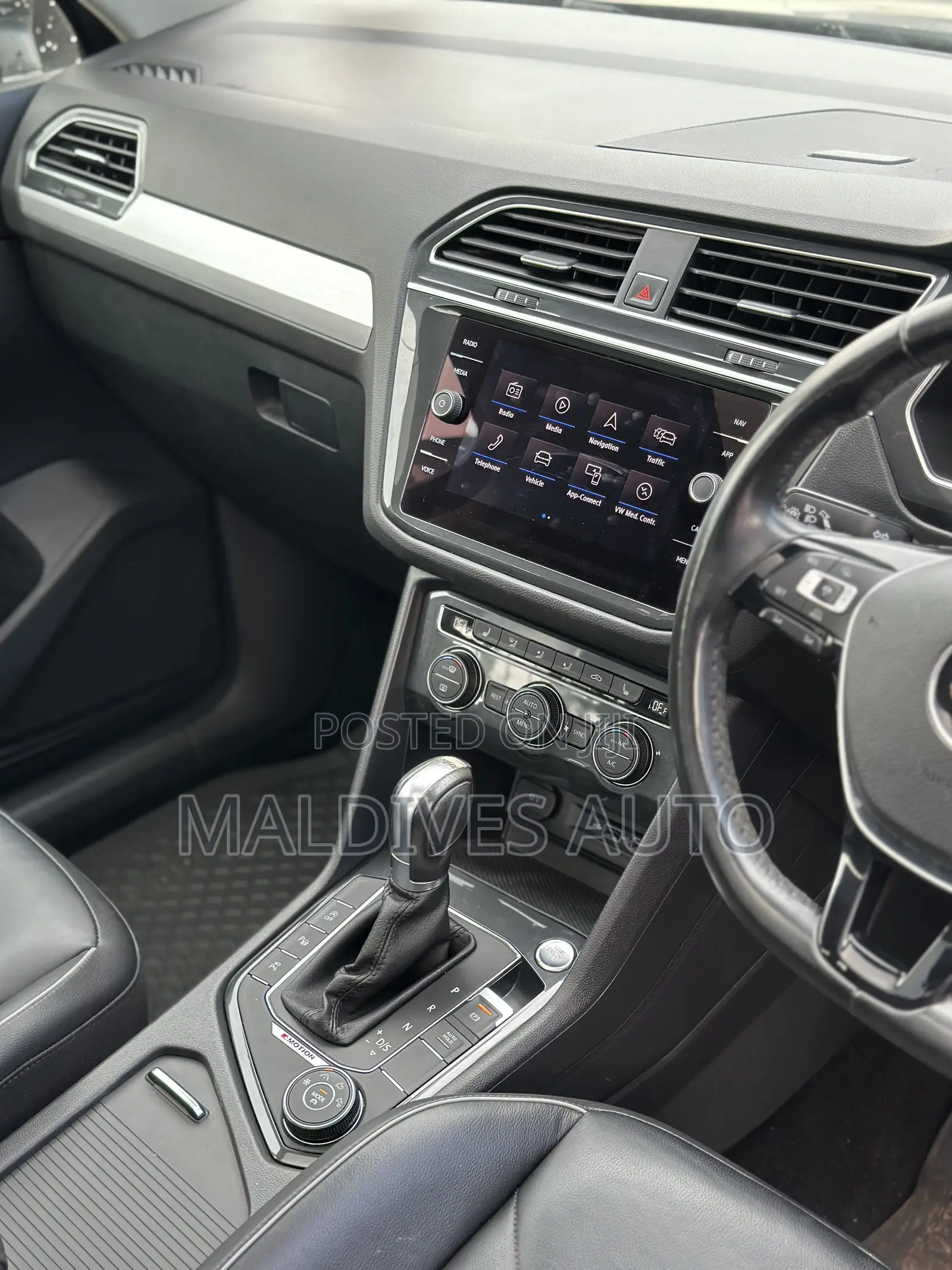 Volkswagen Tiguan 2.0T S AWD 4MOTION 2018 Black