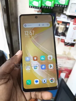 Infinix Smart 8 64 GB Gold