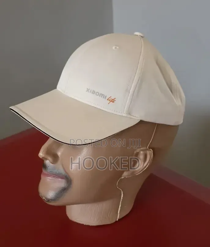 Xiaomi Life Cap for Both Men and Women.