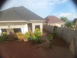 3bdrm House in Kabubu, Nangabo for sale
