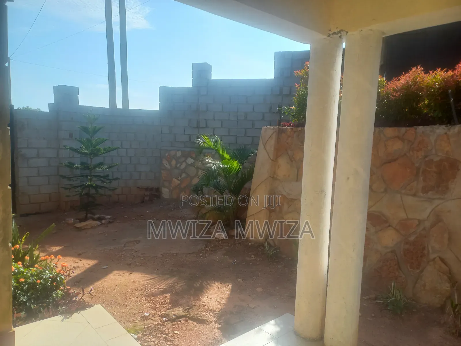 3bdrm House in Kabubu, Nangabo for sale