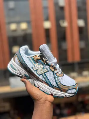 New Balance 740v2 in Heron Blue Sneakers in Stock