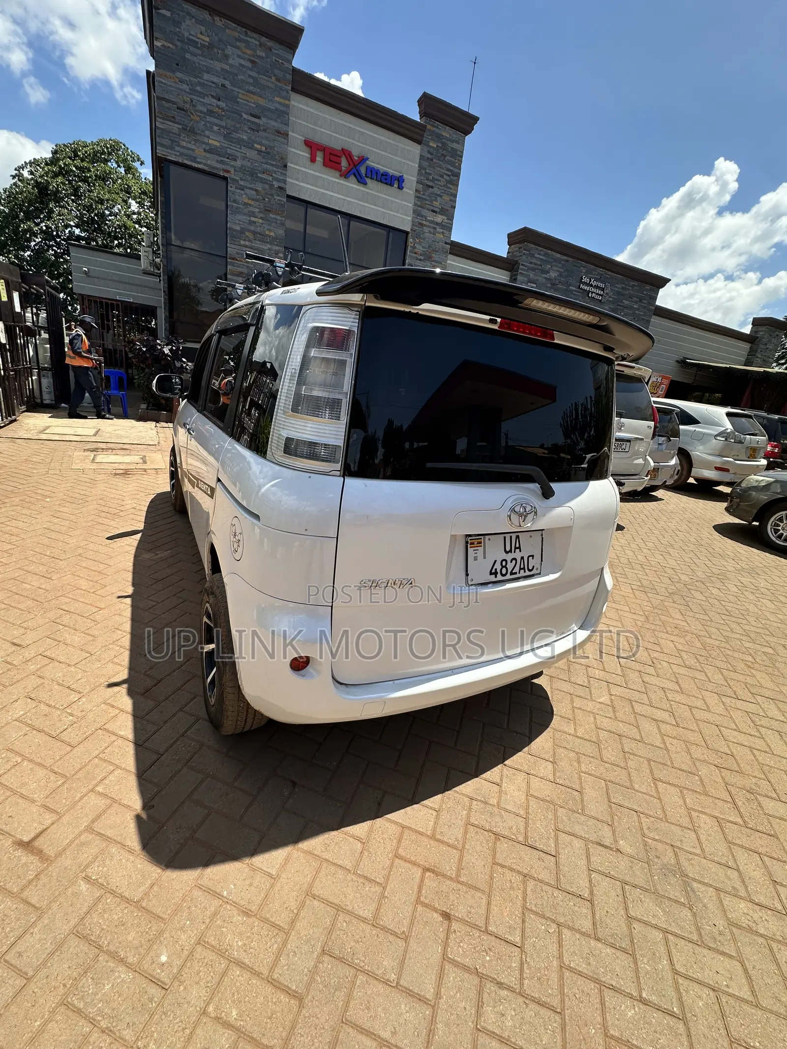 Toyota Sienta 2013 White