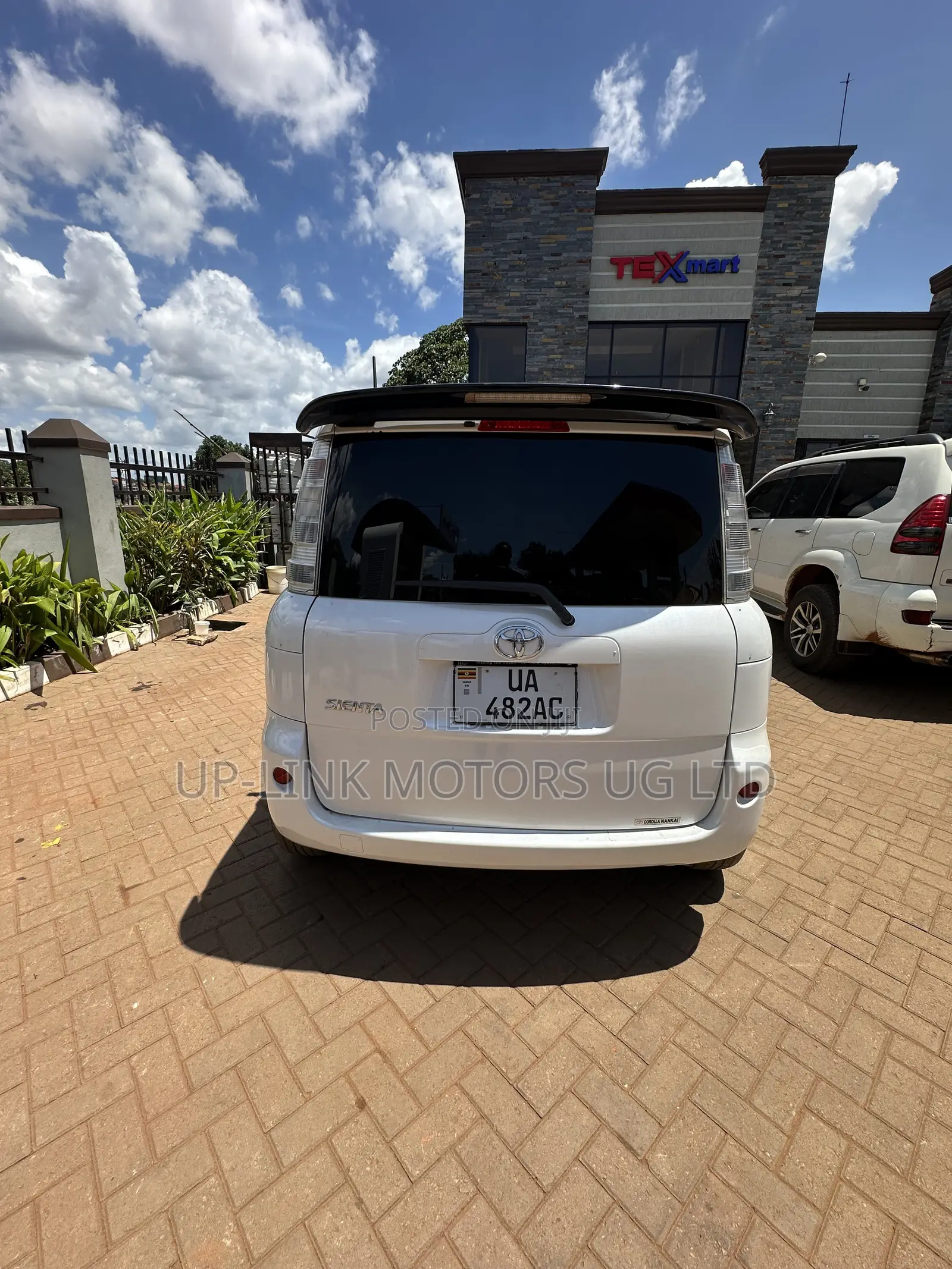 Toyota Sienta 2013 White