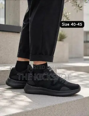 Sketchers Sneakers