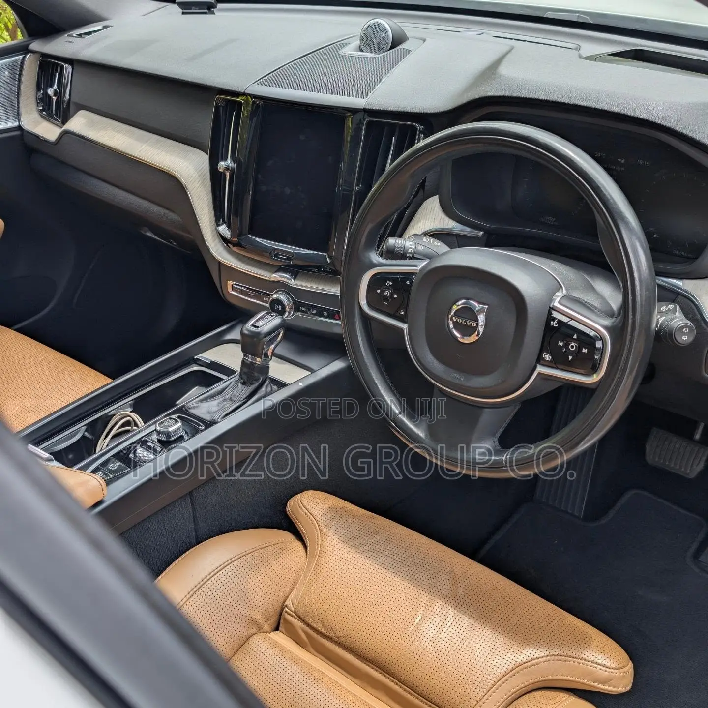 Volvo XC60 2018 White