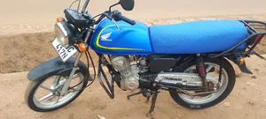 Honda CB 2024 Blue