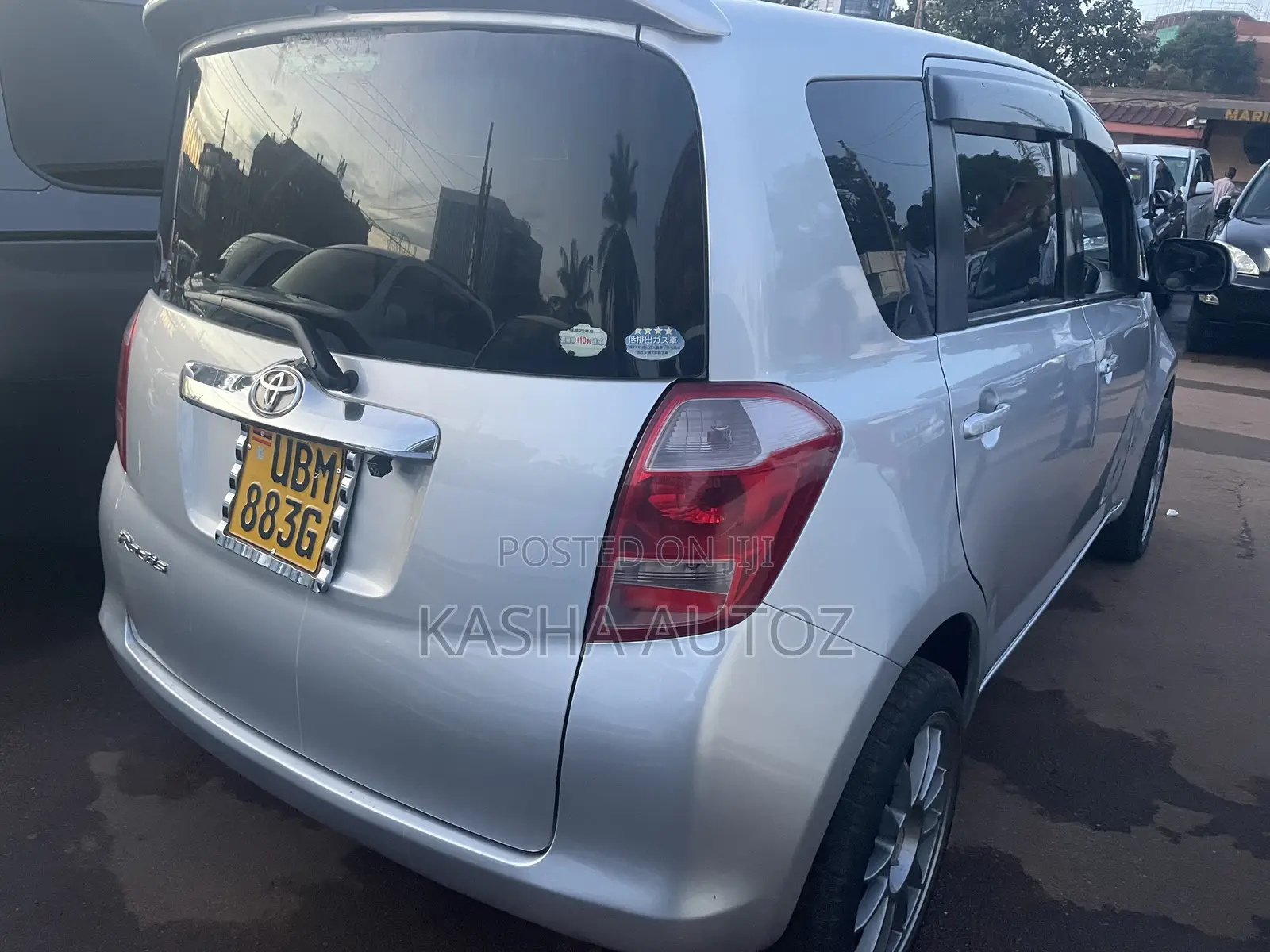 Toyota Ractis 2008 Silver
