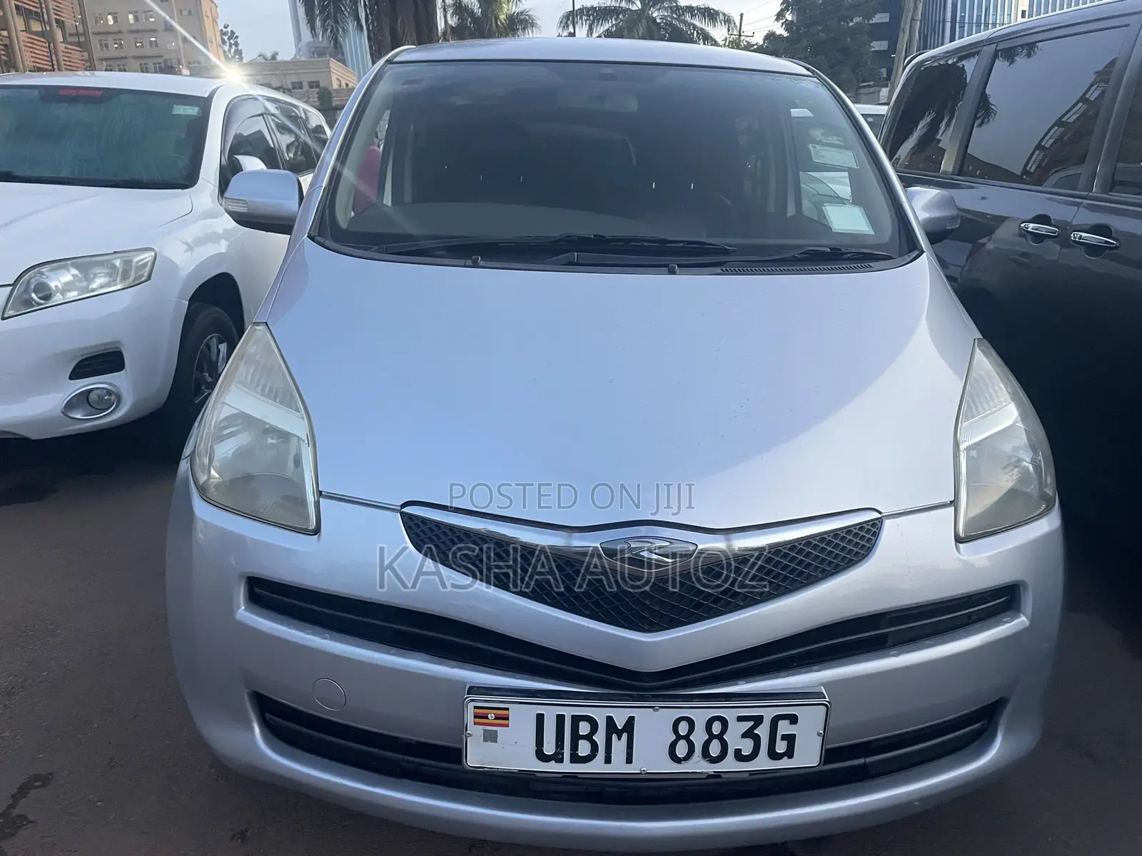 Toyota Ractis 2008 Silver