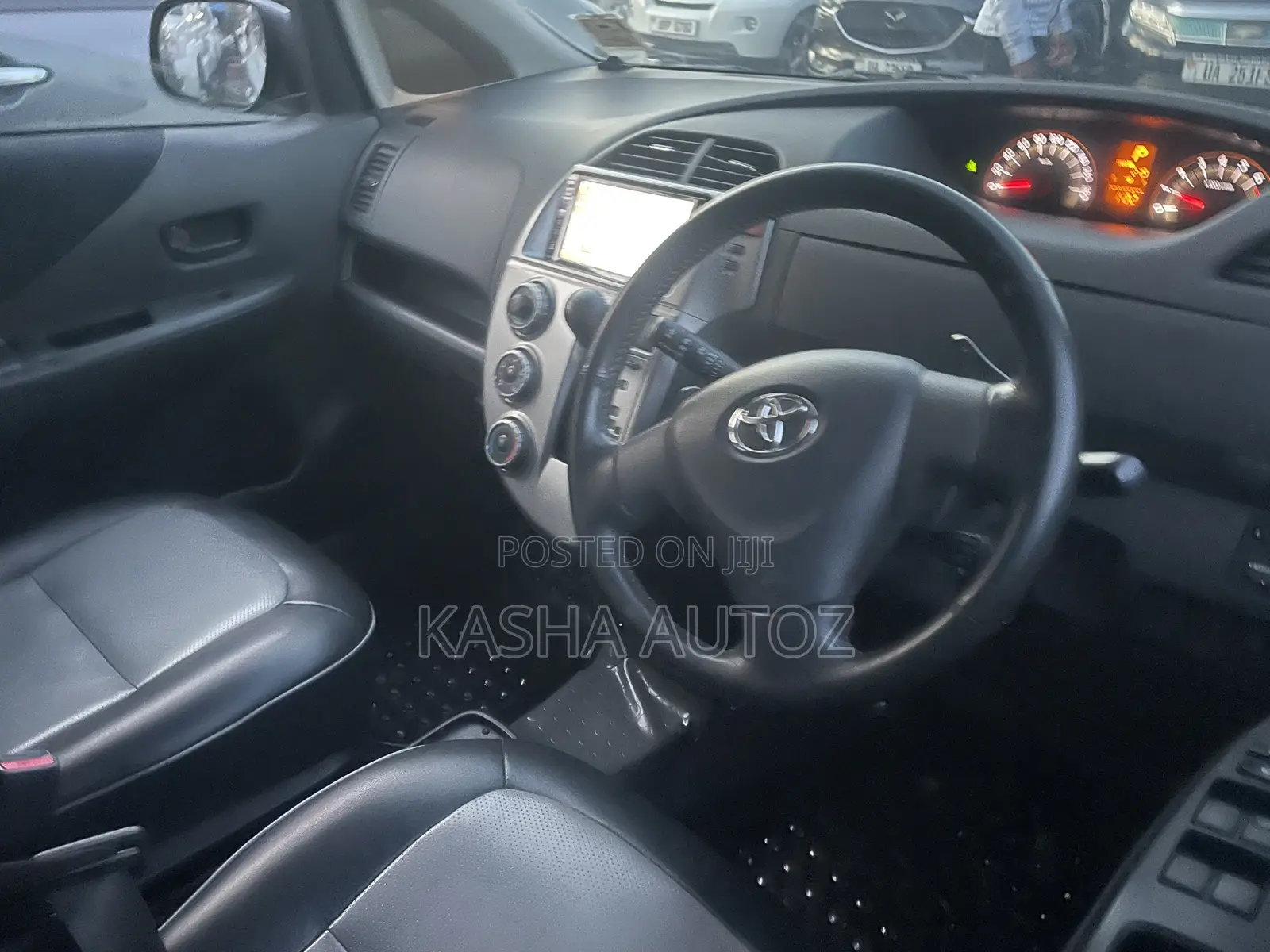 Toyota Ractis 2008 Silver