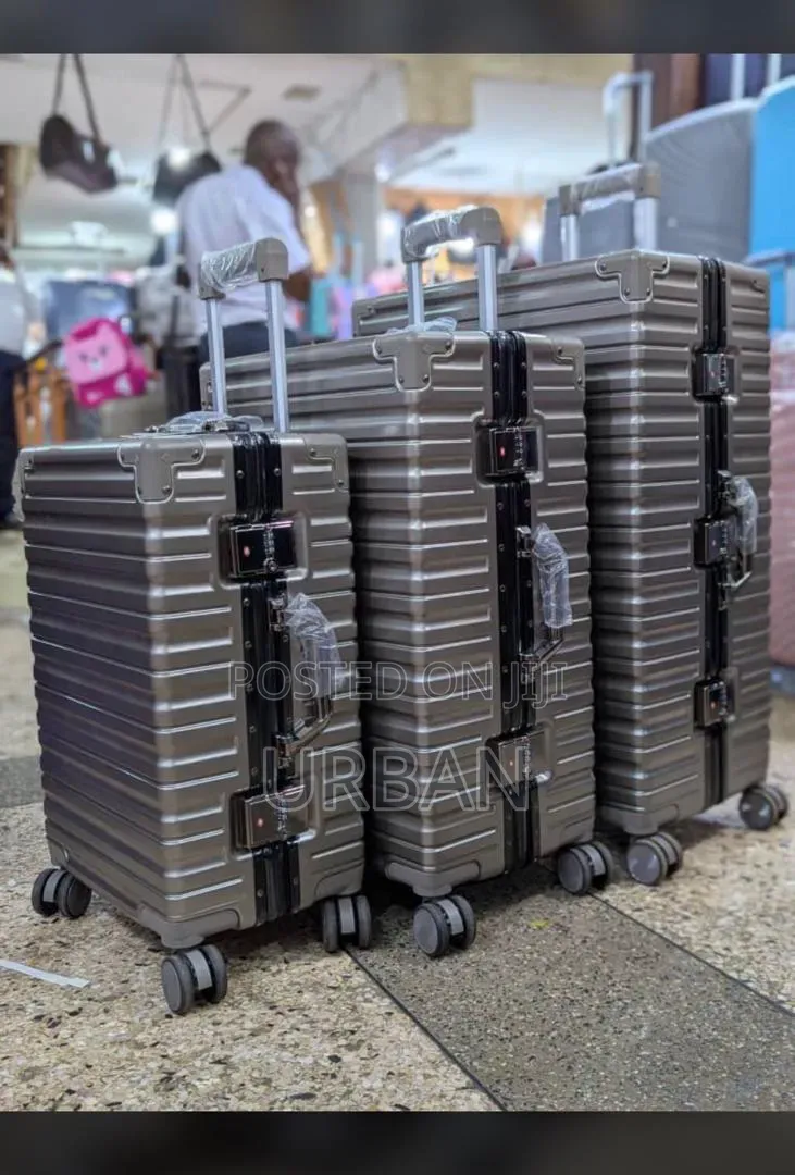 Aluminium Suitcases Non Zippers