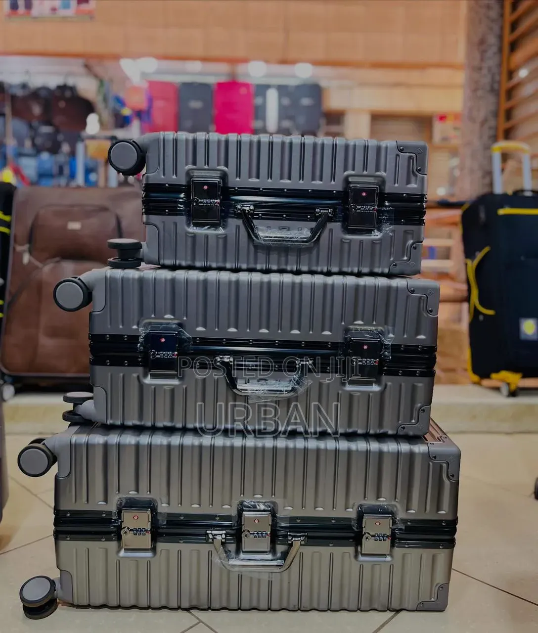 Aluminium Suitcases Non Zippers