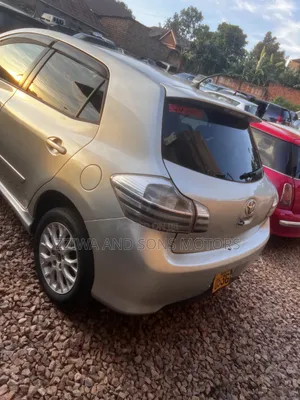 Toyota Blade 2004 Silver