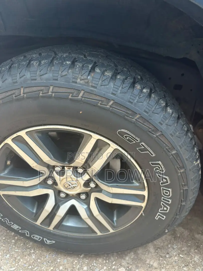 Toyota Fortuner 2016 Black