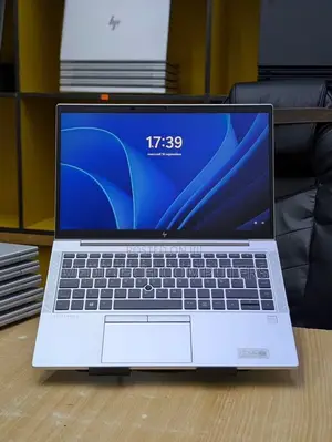 Laptop HP EliteBook 830 G8 16GB Intel Core i7 SSD 512GB
