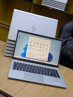 Laptop HP EliteBook 830 G8 16GB Intel Core i7 SSD 512GB