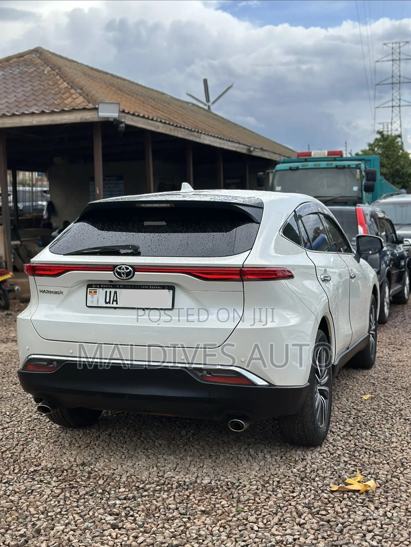 Toyota Harrier 2.0 4WD 2021 White