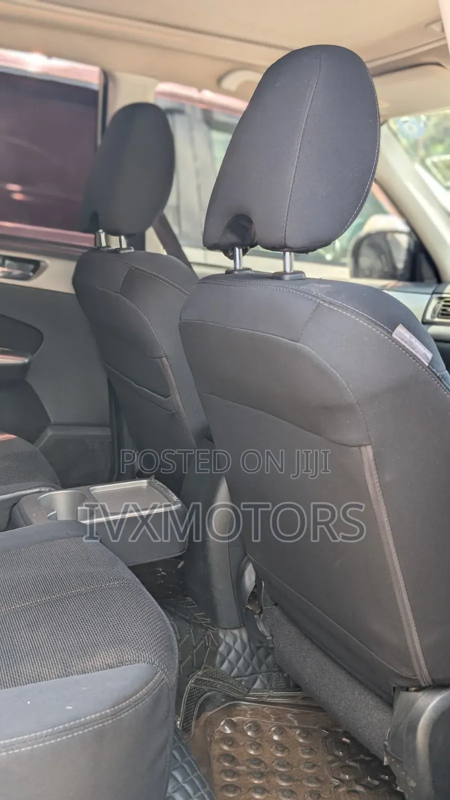 Subaru Forester 2010 Silver