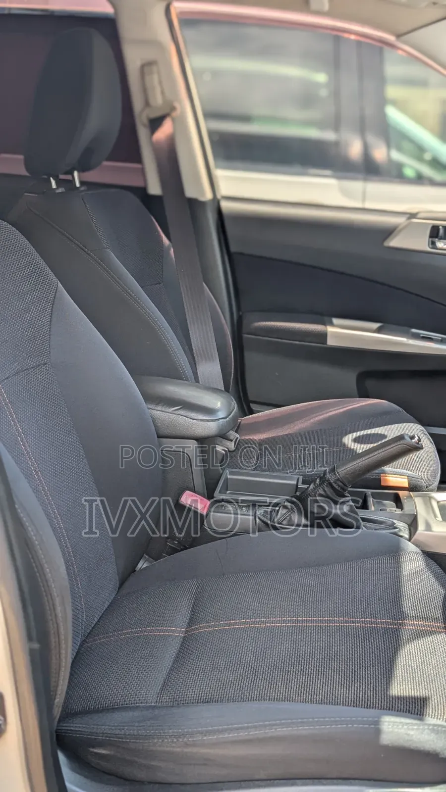 Subaru Forester 2010 Silver