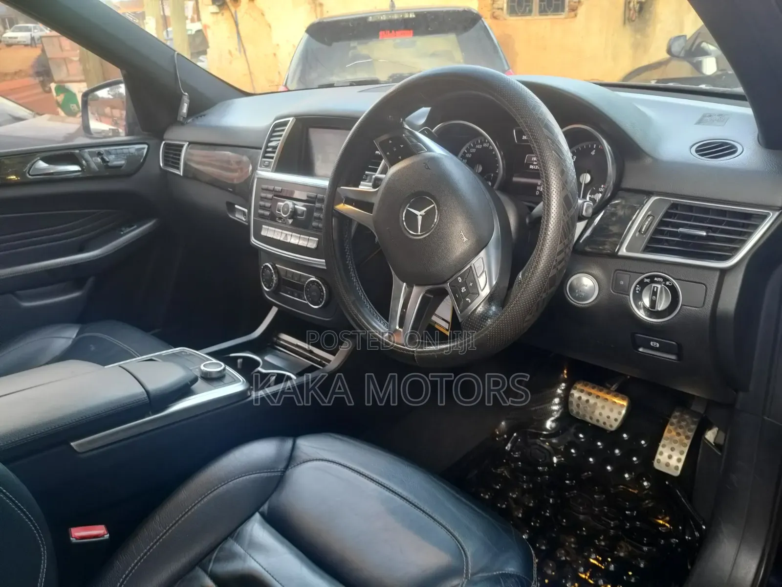 Mercedes-Benz E350 2012 Black