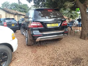 Mercedes-Benz E350 2012 Black