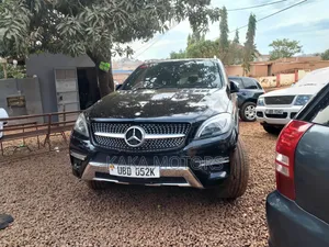Mercedes-Benz E350 2012 Black
