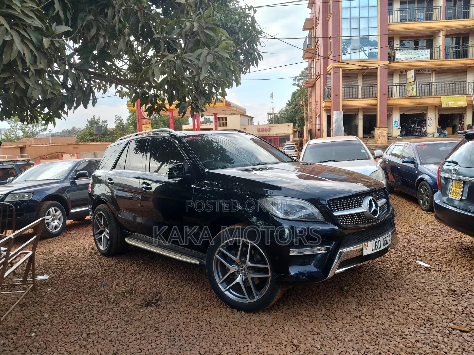 Mercedes-Benz E350 2012 Black