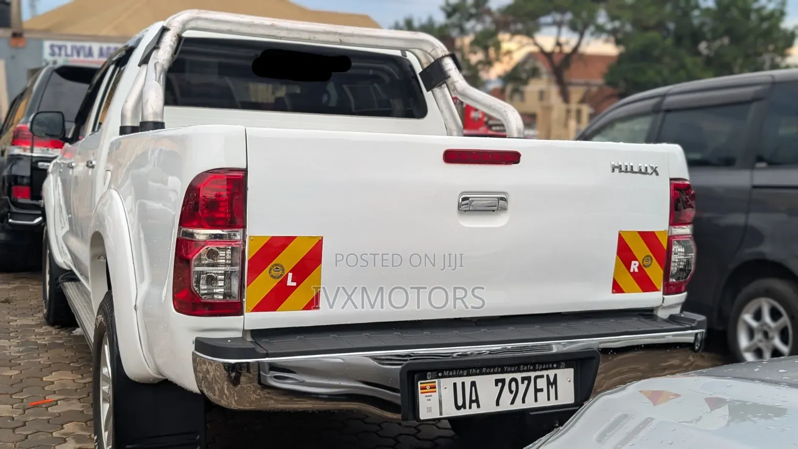 Toyota Hilux 3.0 D-4D 4x4 2013 White