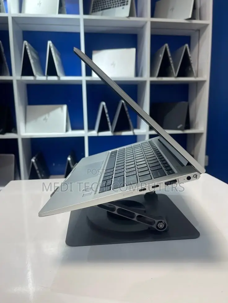 Laptop HP EliteBook 830 G8 16GB Intel Core i7 SSD 512GB