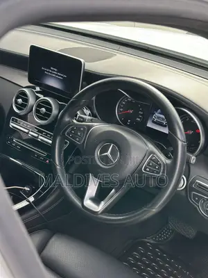 Mercedes-Benz GLC-Class 2017 White