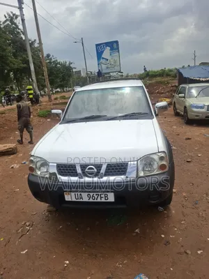 Nissan Hardbody 2011 White