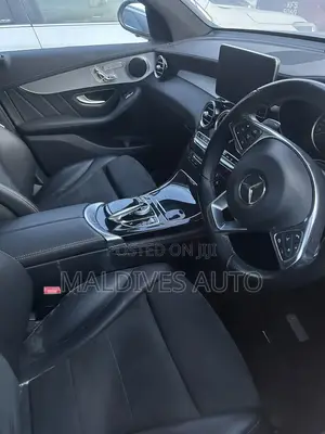 Mercedes-Benz GLC-Class 2017 Black