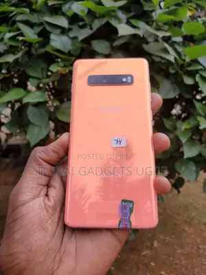 New Samsung Galaxy S10 Plus 128 GB Red