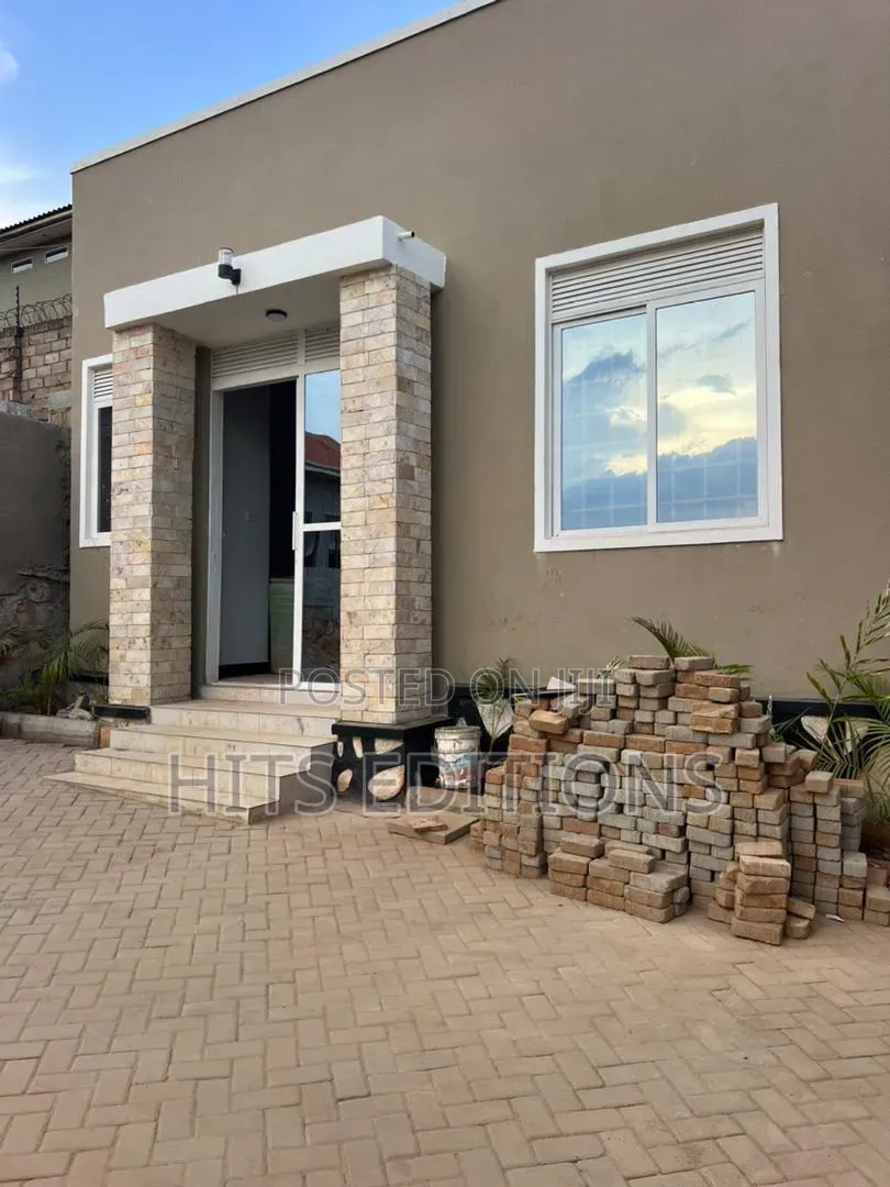 1bdrm Bungalow in Kira for sale