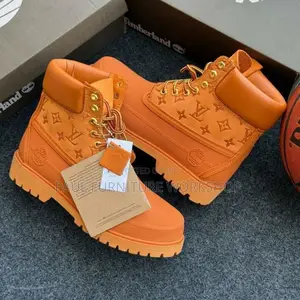 FOOT WEAR 4 Both Genders