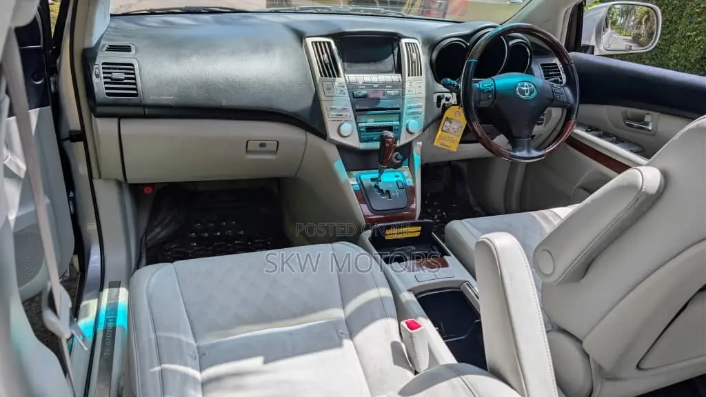 Toyota Harrier 2008 Silver