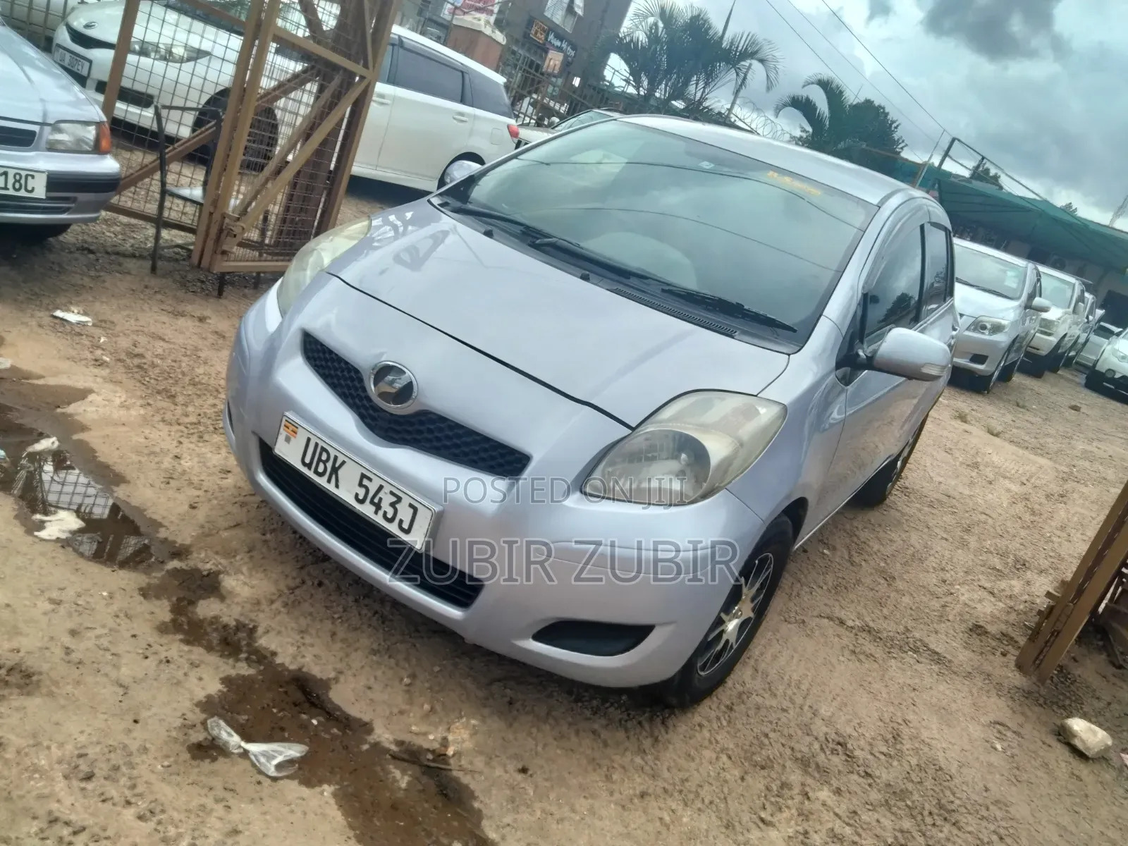 Toyota Vitz 2007 Silver