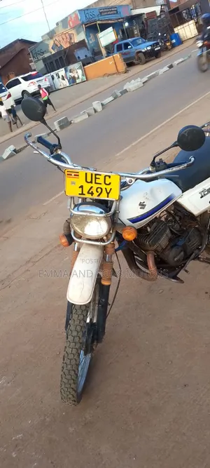 Suzuki Burgman 125 2019 White