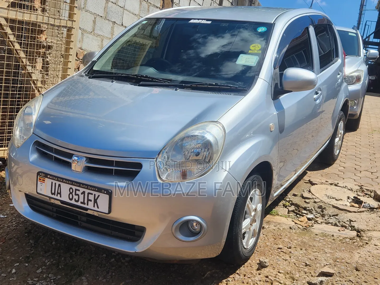 Toyota Passo 2012 Silver