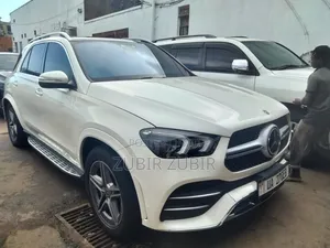 Mercedes-Benz GLE-Class 2019 White