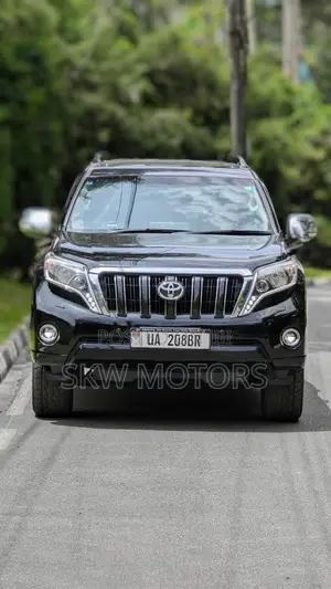 Toyota Land Cruiser Prado 2016 Black