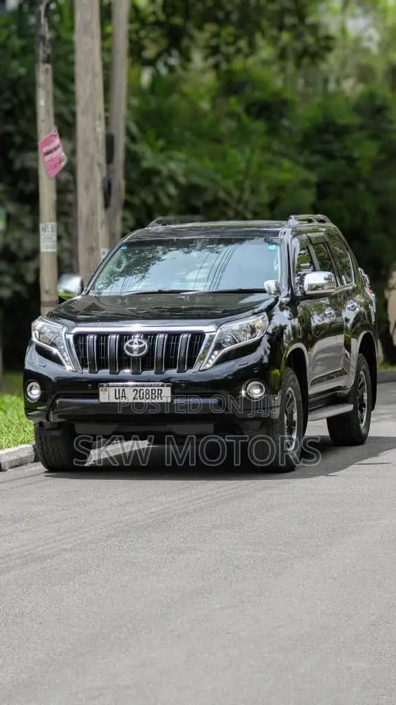 Toyota Land Cruiser Prado 2016 Black