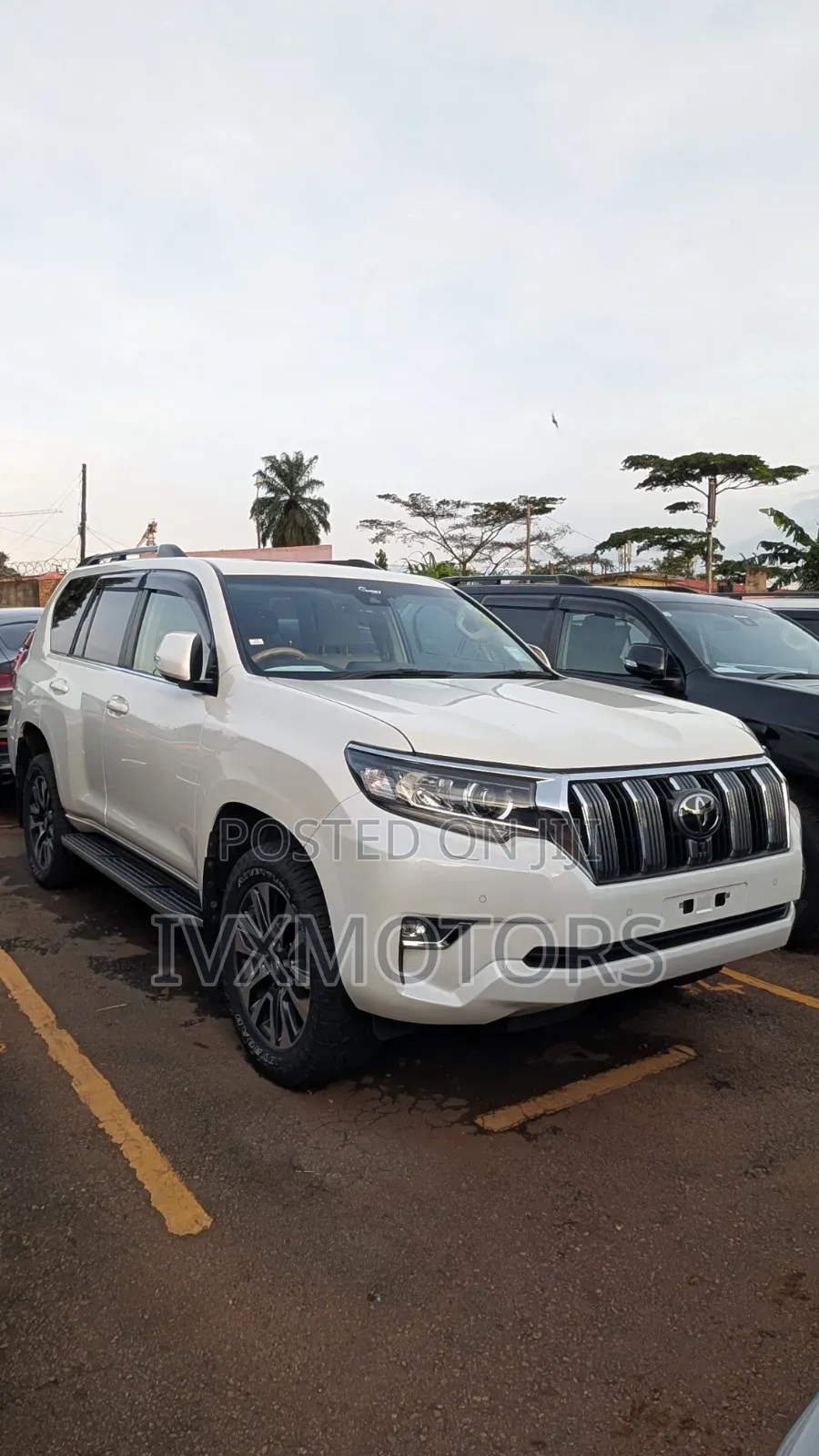 Toyota Land Cruiser Prado 2.8 2022 White