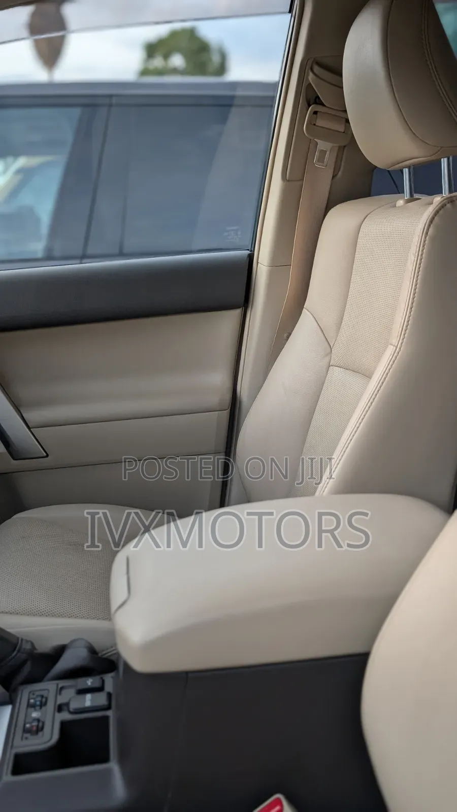 Toyota Land Cruiser Prado 2.8 2022 White